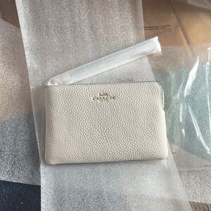 Coach Ivory Leather Wristlet